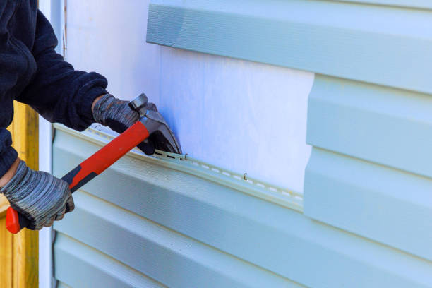 Reliable Emergency Siding Repair contractor in South Charleston, OH by Squared Siding